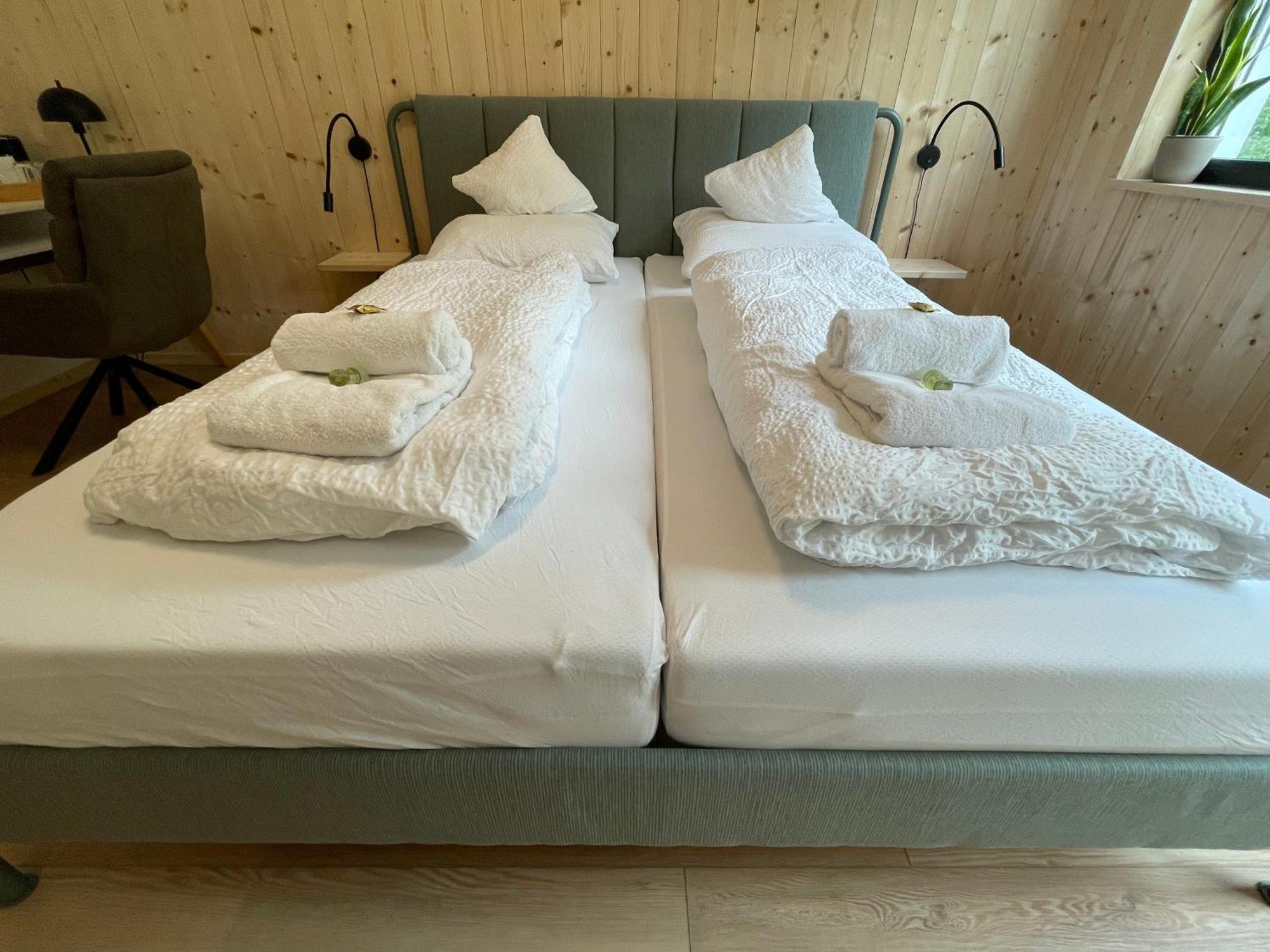 Apartmán Waldblick - Neubau - Self-check-in - Kein Verkehr - Am Wald - Parkplaetze Vor Tuer - Or Double *
