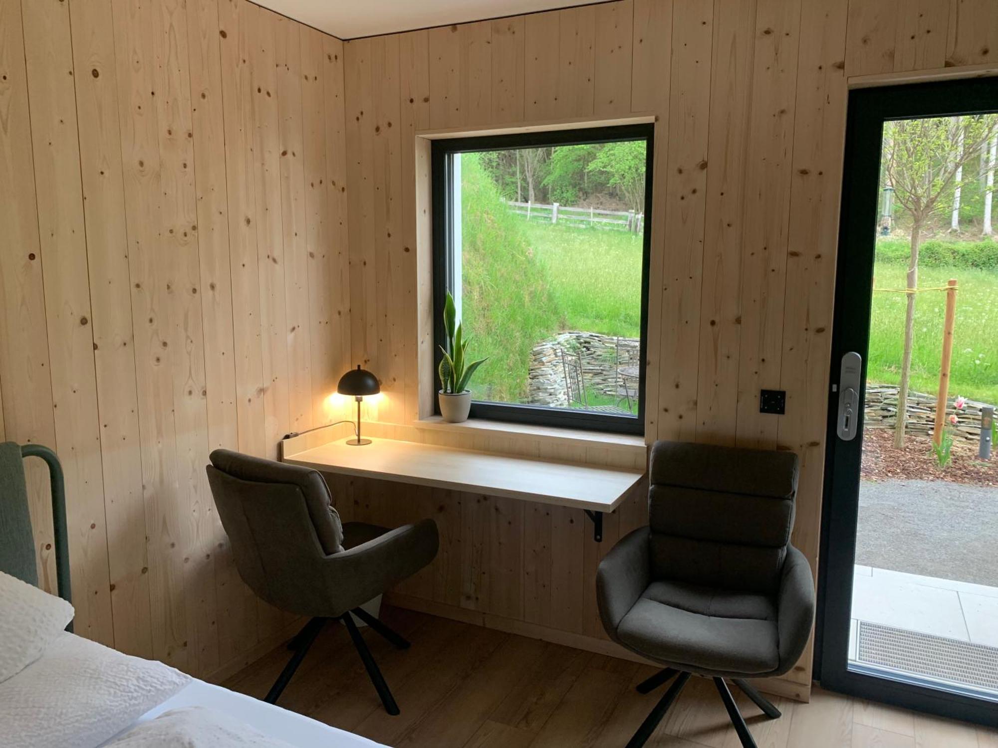 Waldblick - Neubau - Self-check-in - Kein Verkehr - Am Wald - Parkplaetze Vor Tuer - Or Double Apartment